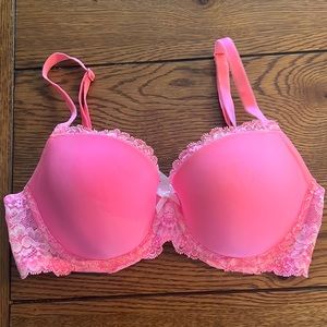 Victoria’s Secret bra